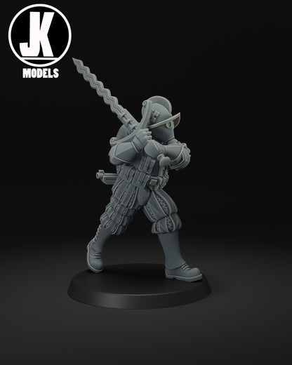 Papal Greatswordman Miniature - JK Remo Models