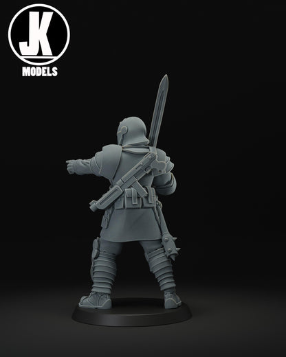 Trench Officer Miniature - JK Remo Models