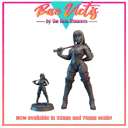 Dominatrix Mistress Bae Victis Figurine - by Vae Victis Miniatures