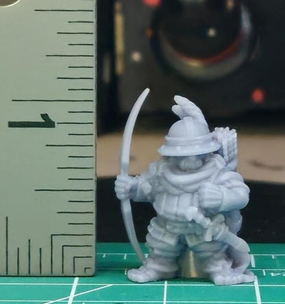Halfling Scout Miniature - by Vae Victis Miniatures