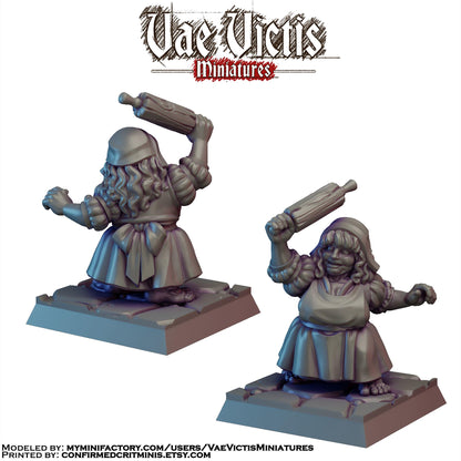 Halfling Baker Miniature - by Vae Victis Miniatures
